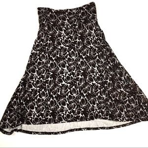 LuLaRoe Azure Skirt Black & White Size Small